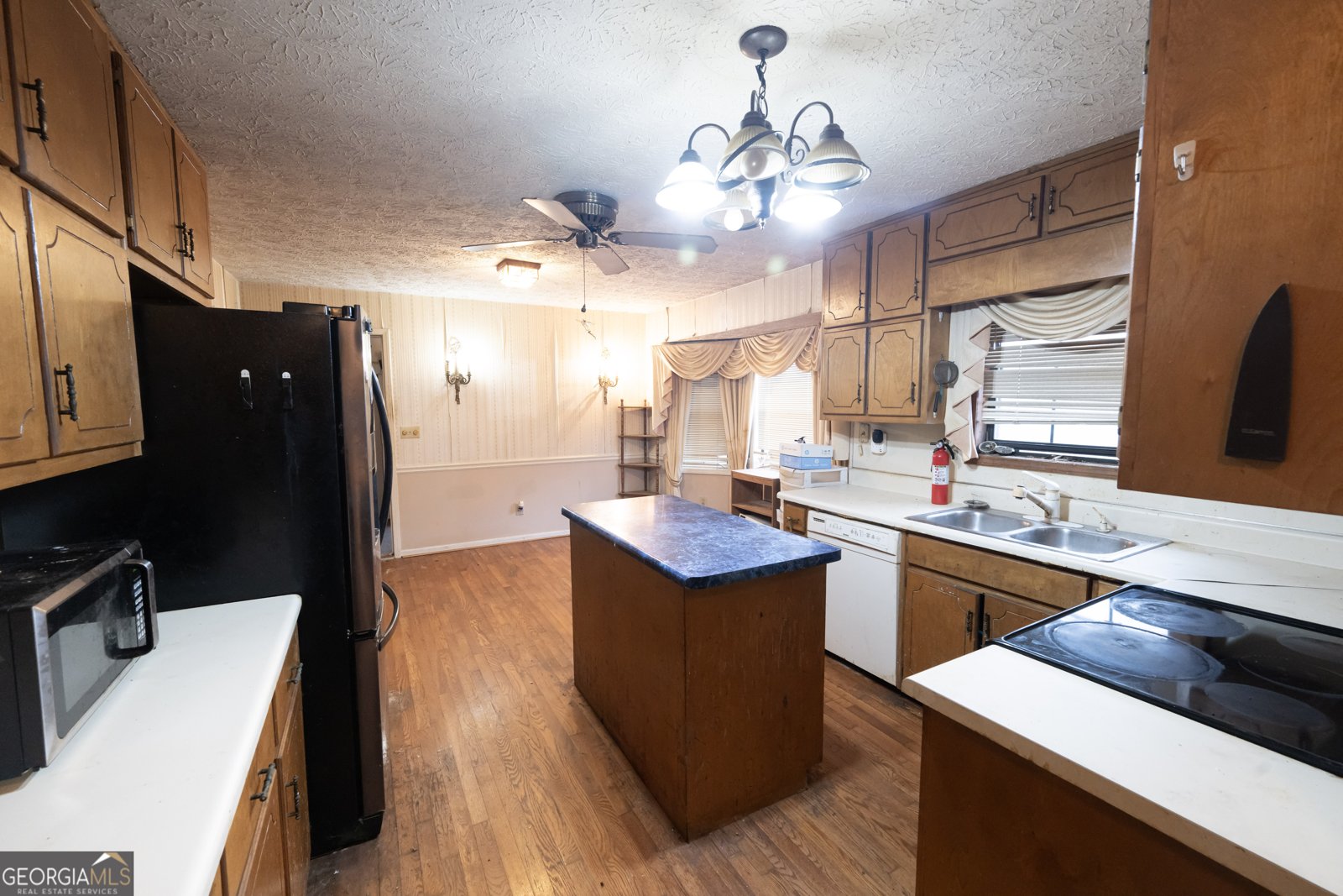 209 Pinewood Lane Stockbridge - 8