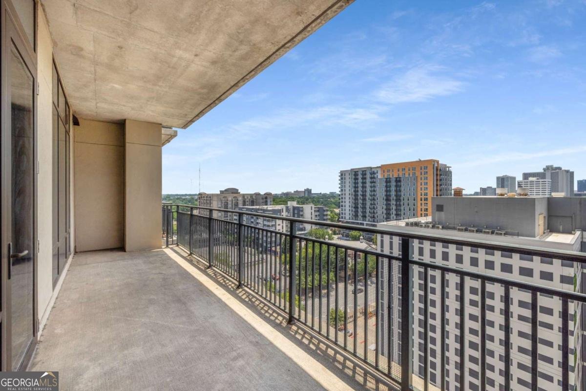 565 Peachtree Street Atlanta - 21