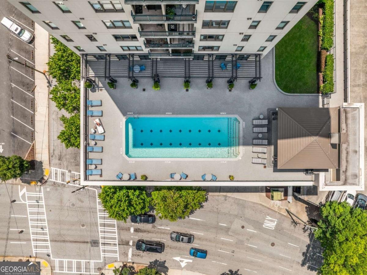 565 Peachtree Street Atlanta - 34