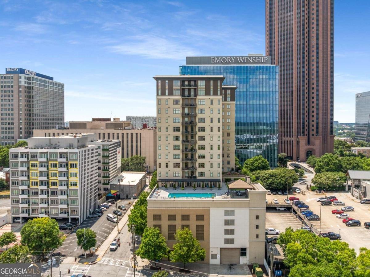 565 Peachtree Street Atlanta - 39