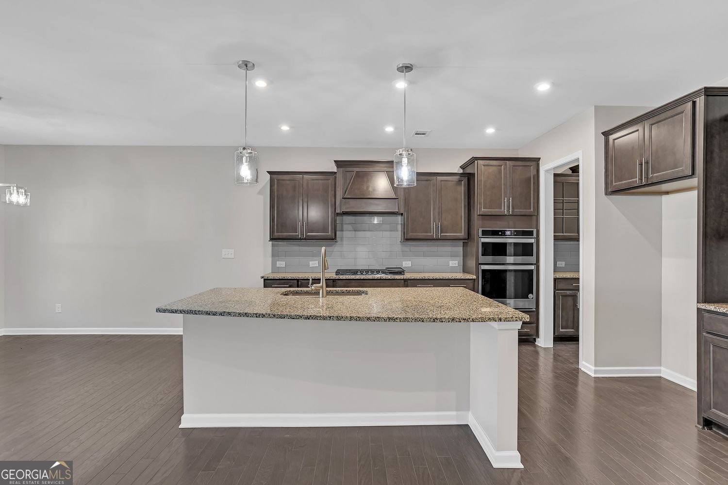 3085 Alcazar Drive Lilburn - 20