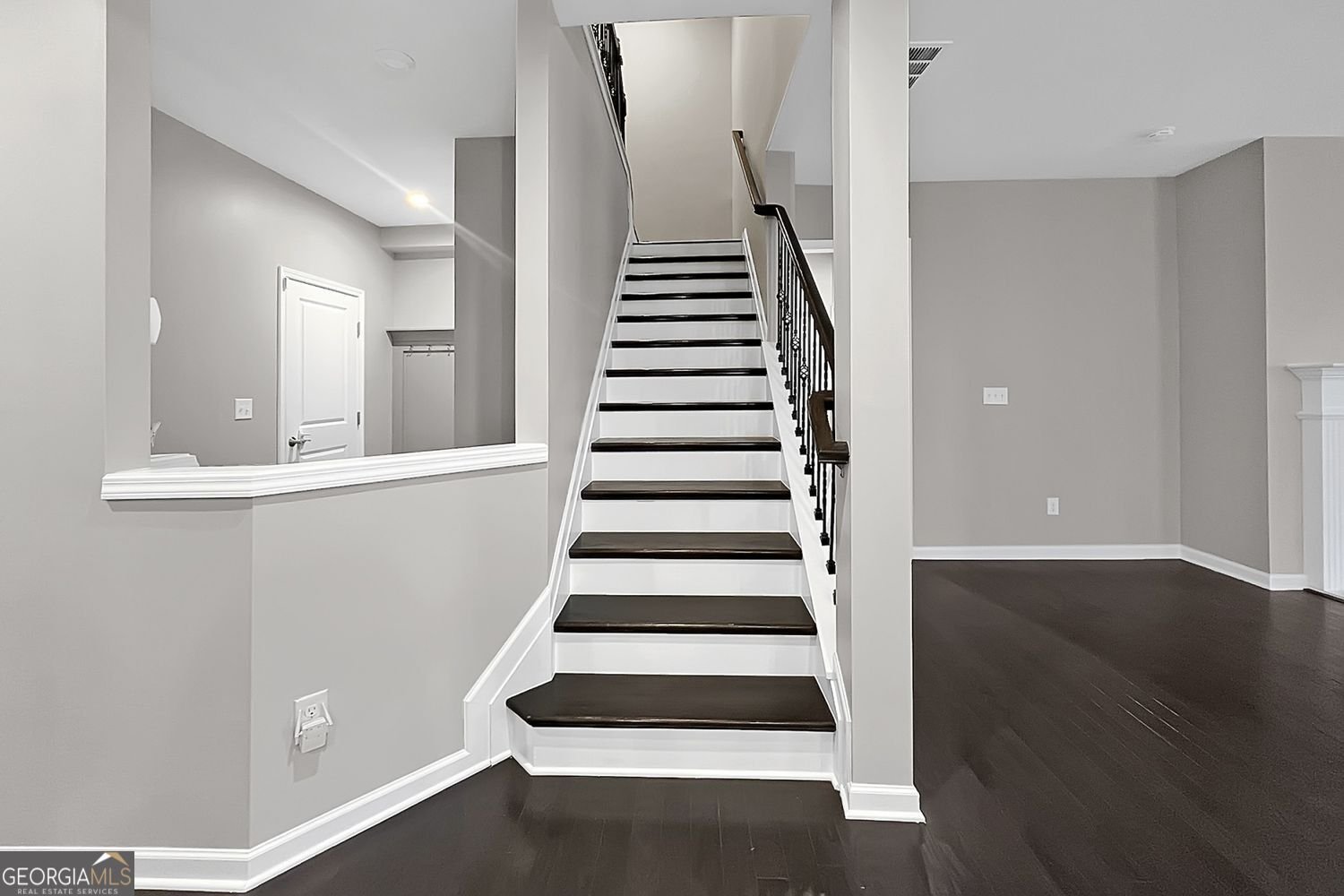 3085 Alcazar Drive Lilburn - 32