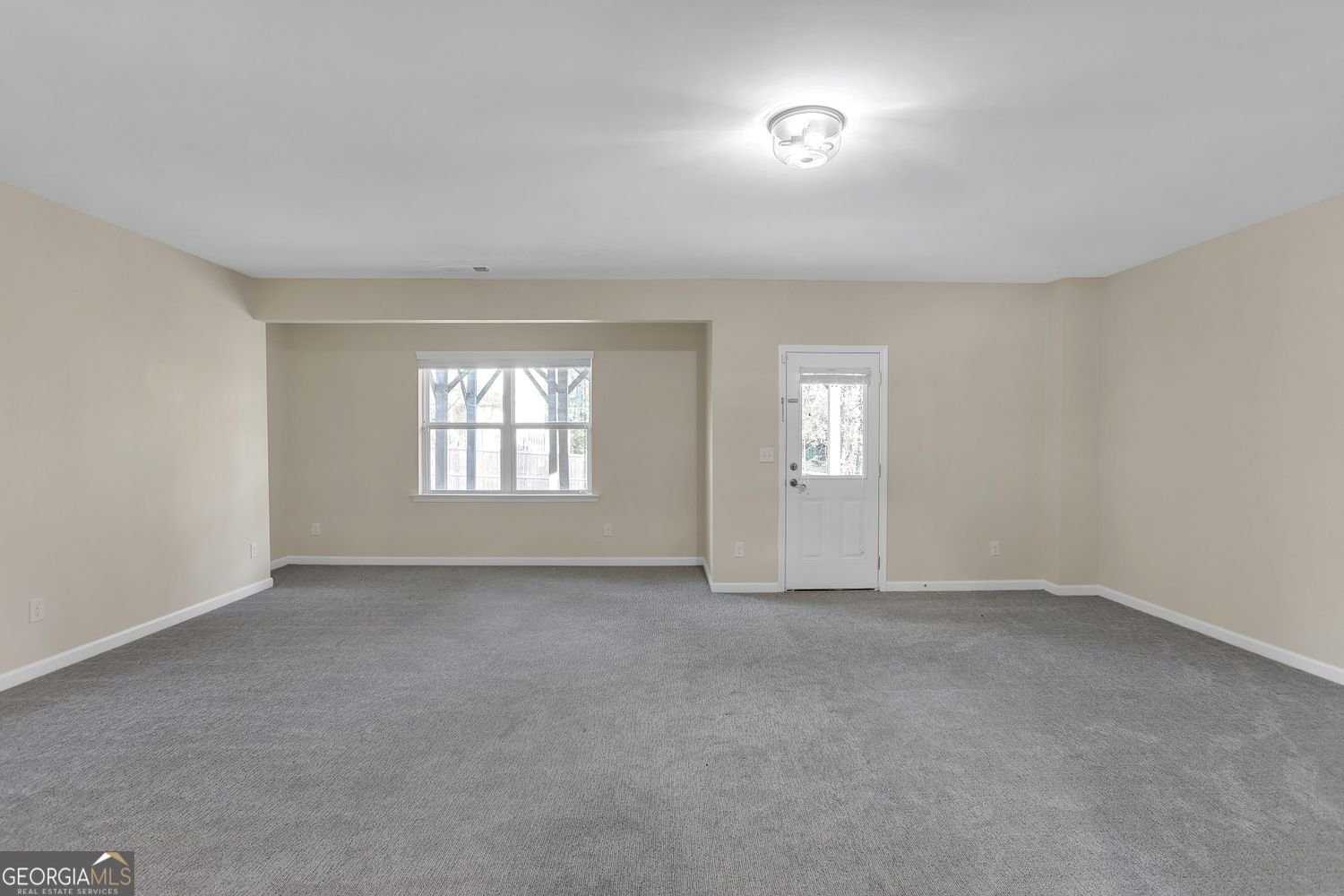 3085 Alcazar Drive Lilburn - 64