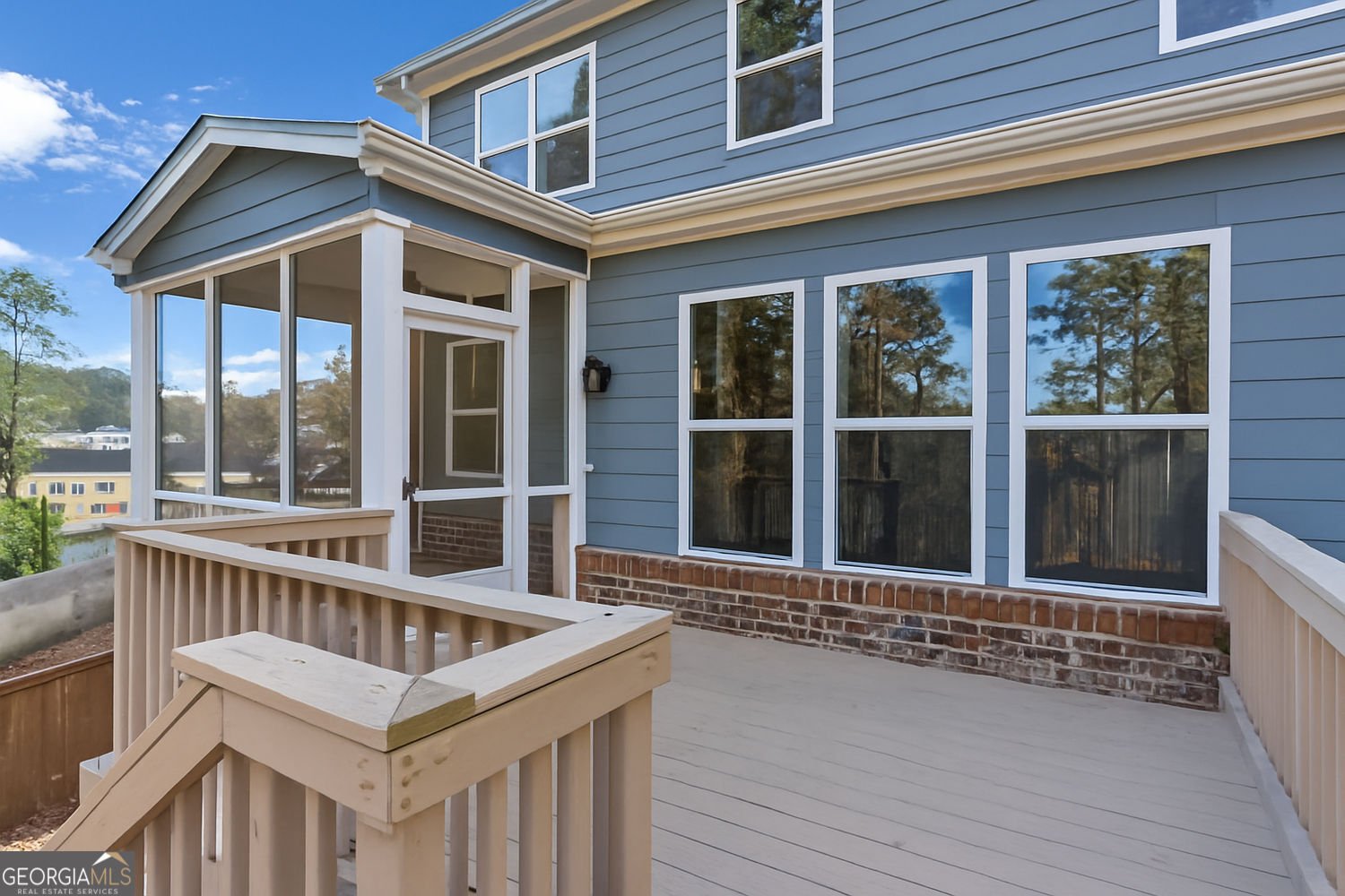 3085 Alcazar Drive Lilburn - 74