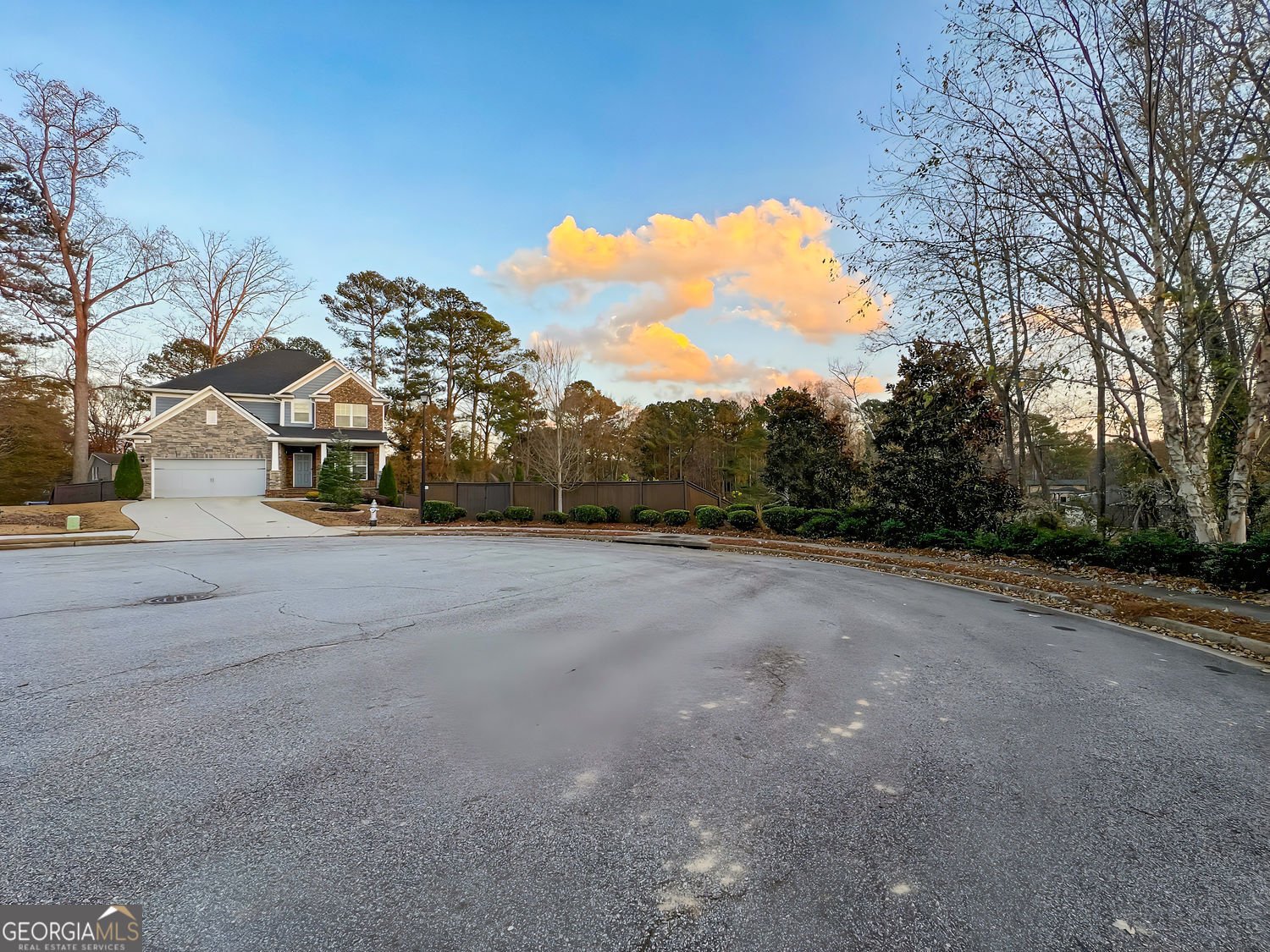 3085 Alcazar Drive Lilburn - 81