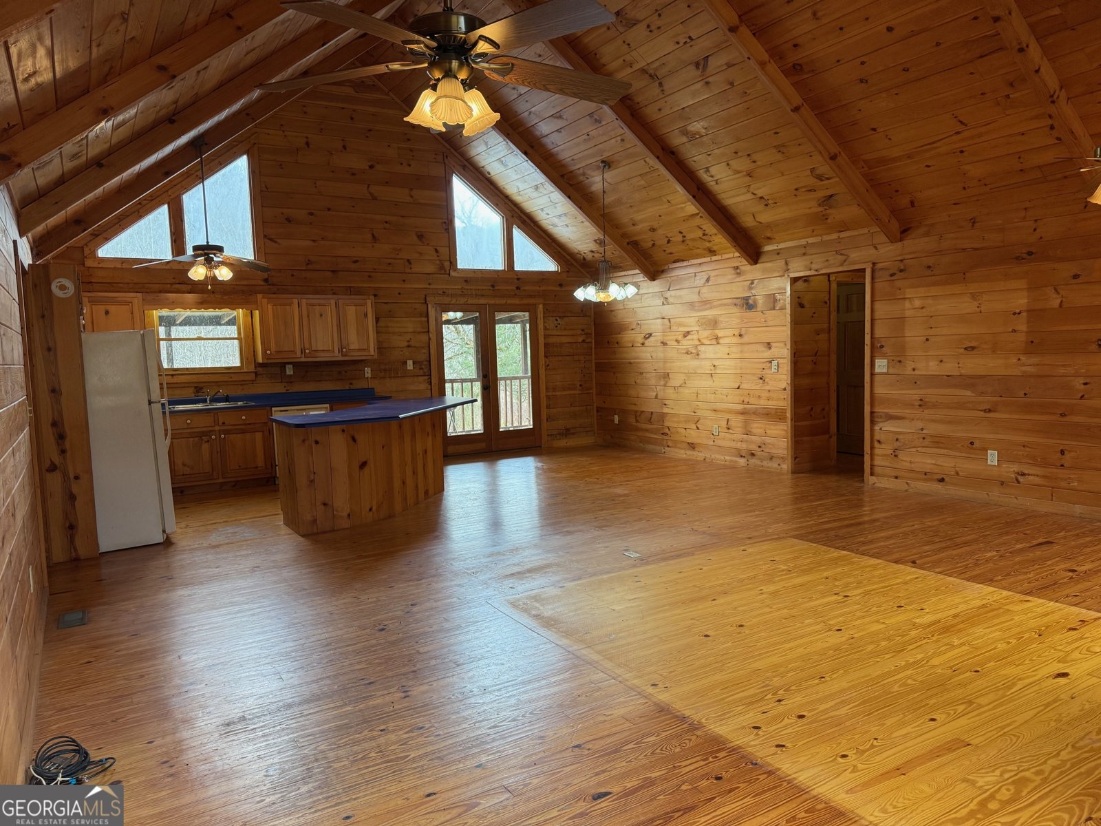 3590 Goshen Creek Road Claarkesville - 37