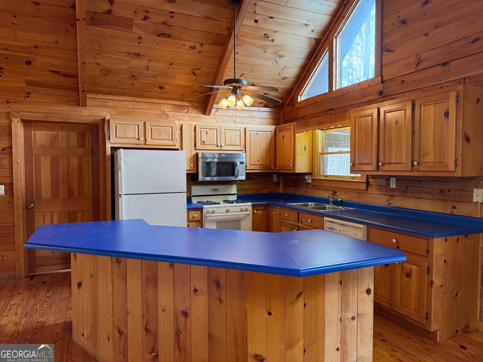 3590 Goshen Creek Road Claarkesville - 39