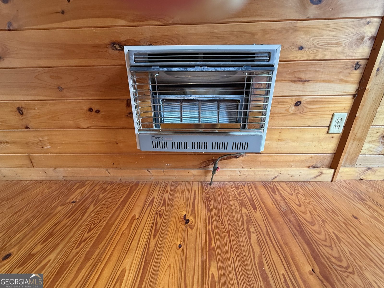 3590 Goshen Creek Road Claarkesville - 46