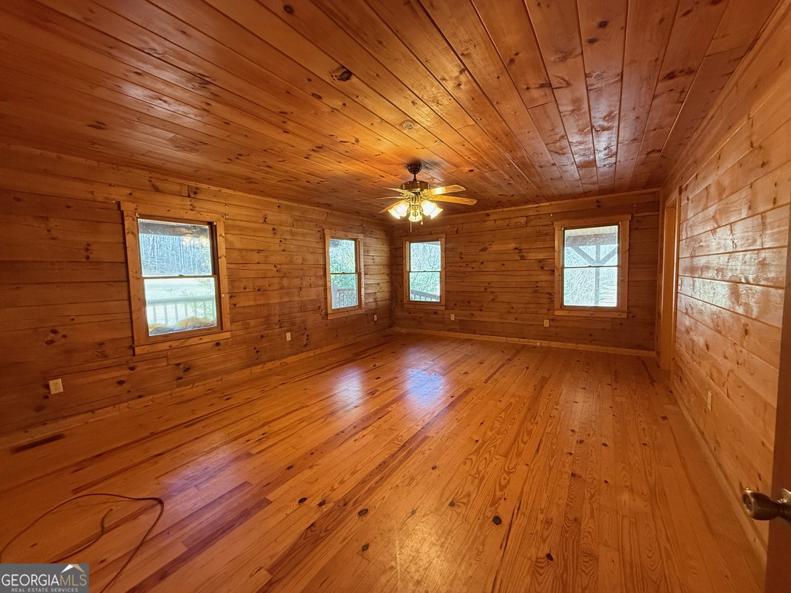 3590 Goshen Creek Road Claarkesville - 67