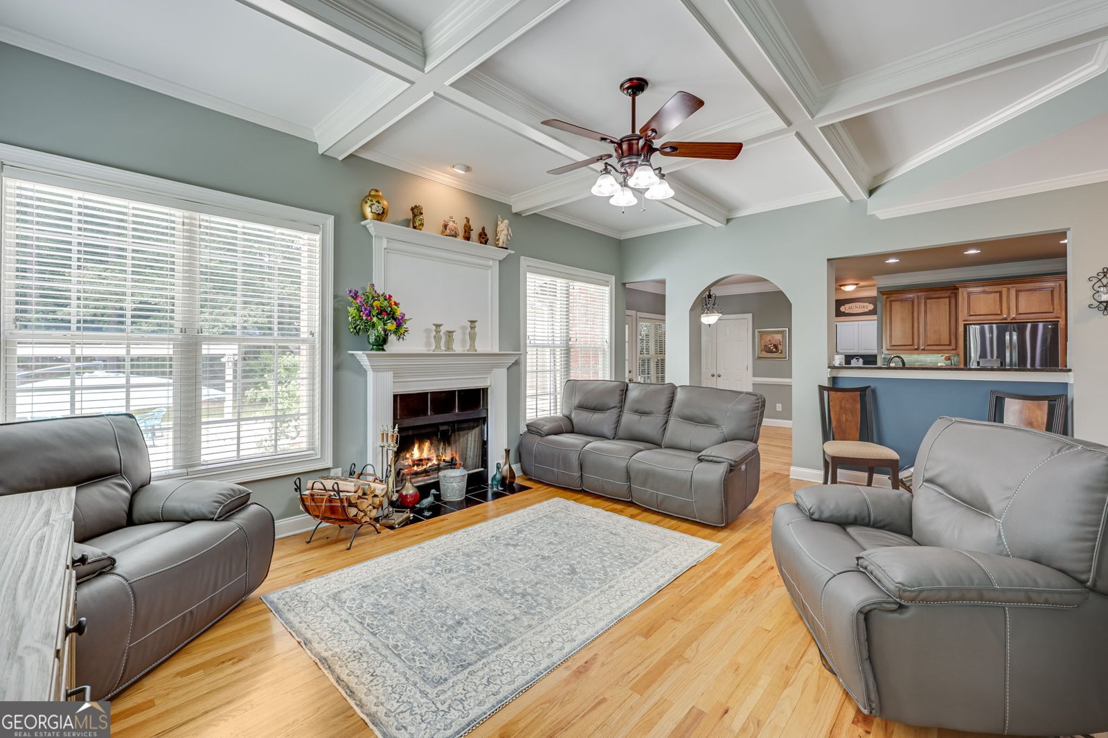 32 St. Ives Circle Winder - 12