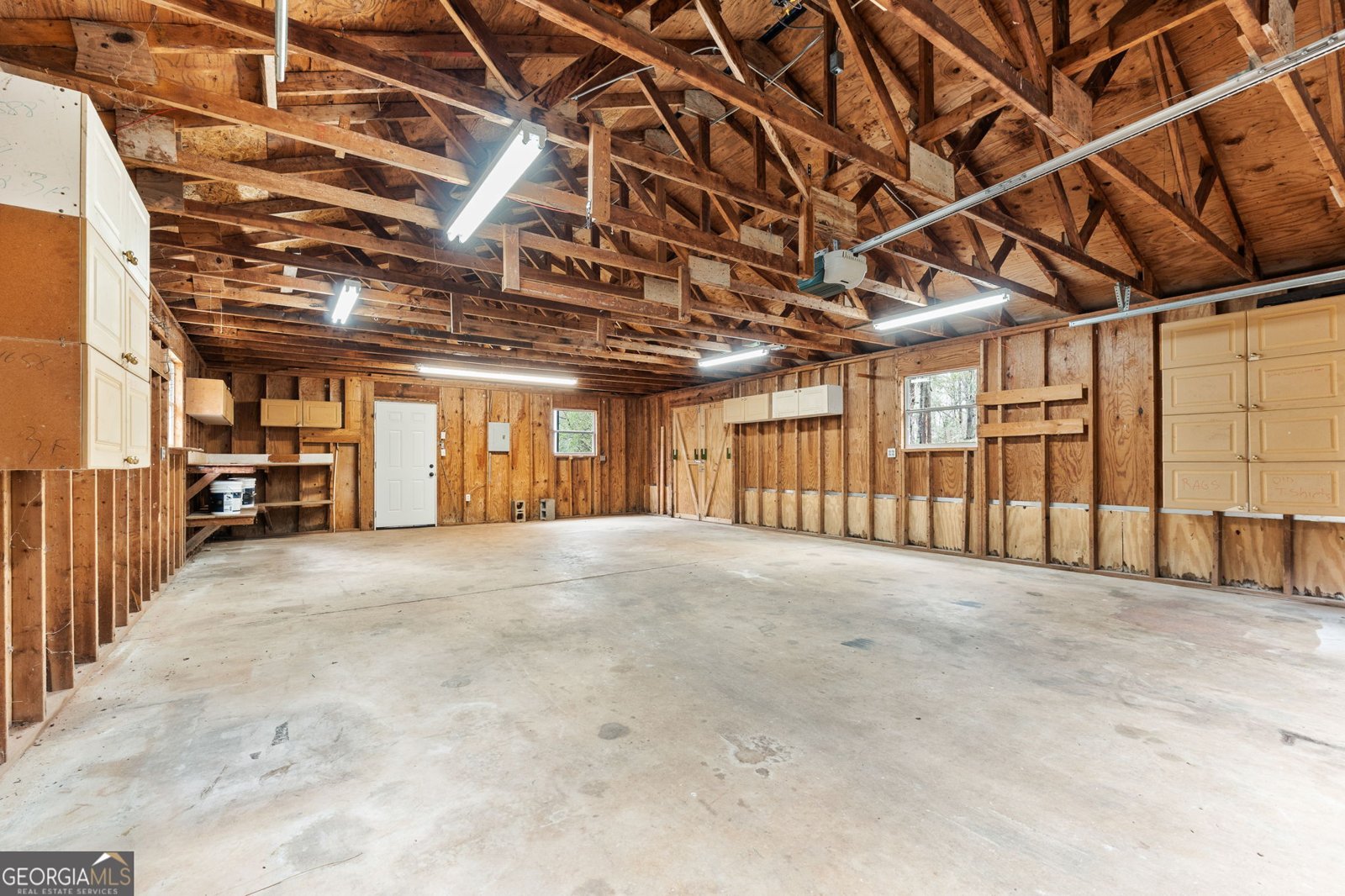 234 Peoples Road Jackson - 33