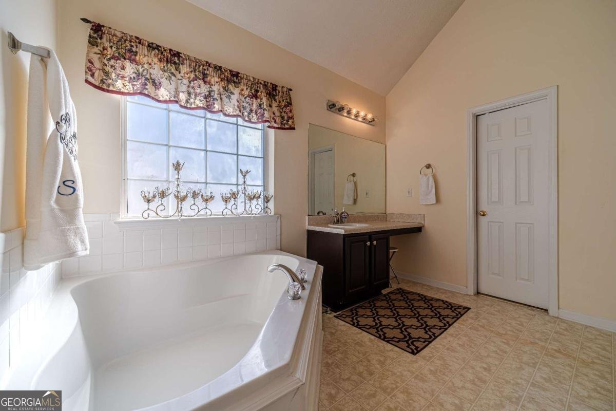 2452 Pierce Circle Snellville - 3