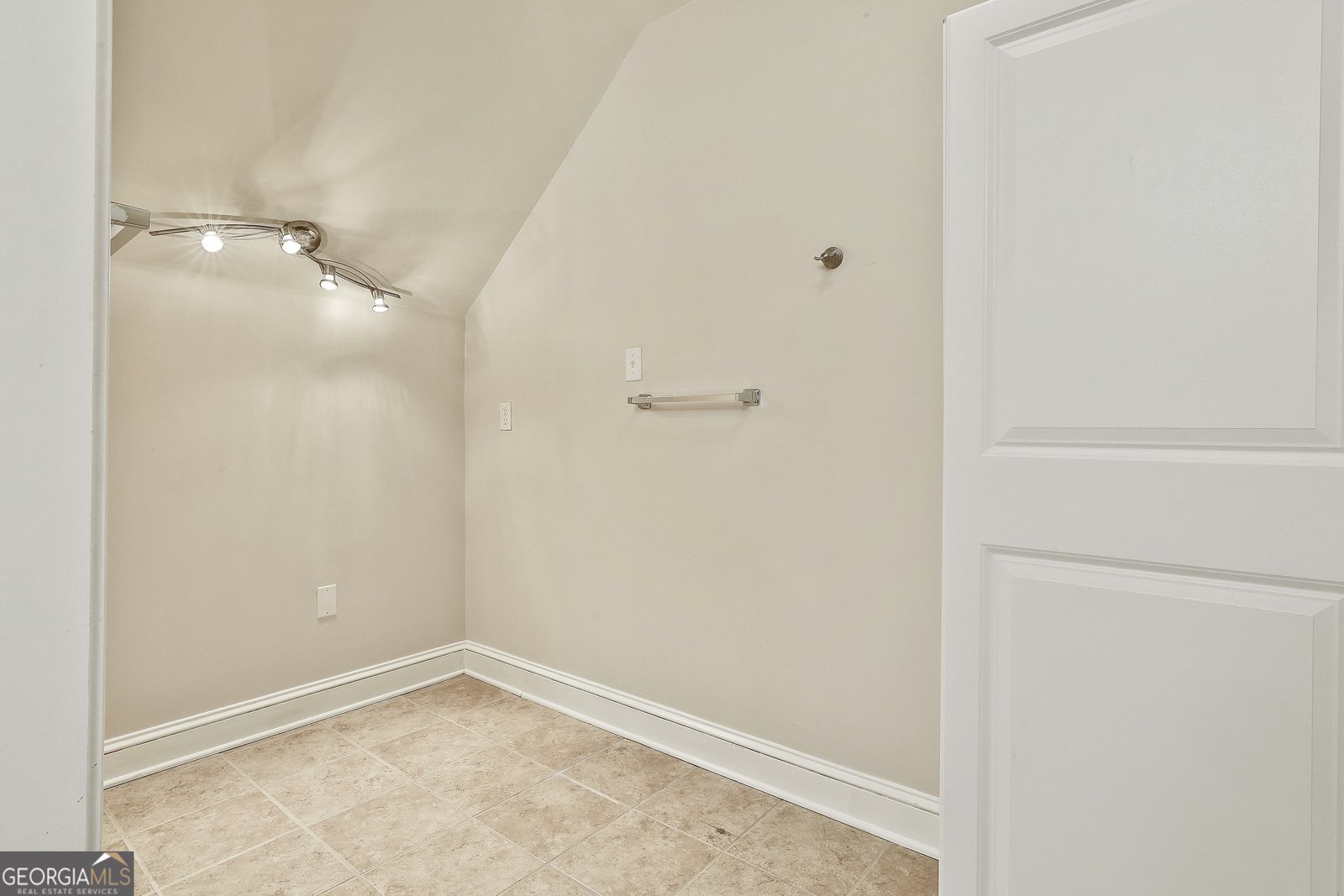 150 Oak Manor Fayetteville - 44