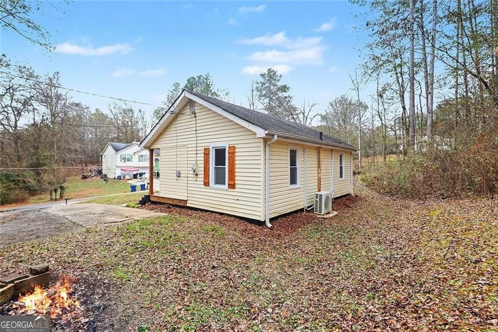 329 Old Acworth Road Dallas - 28