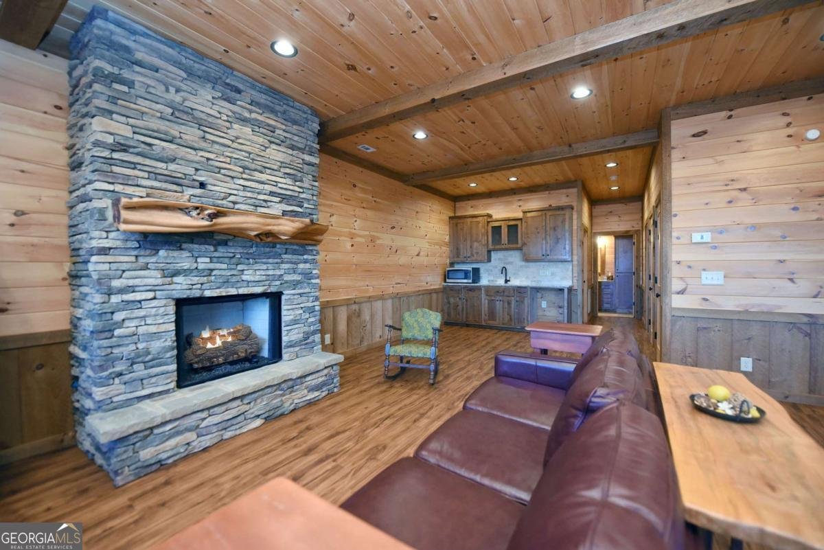 731 Native Trail Blue Ridge - 44