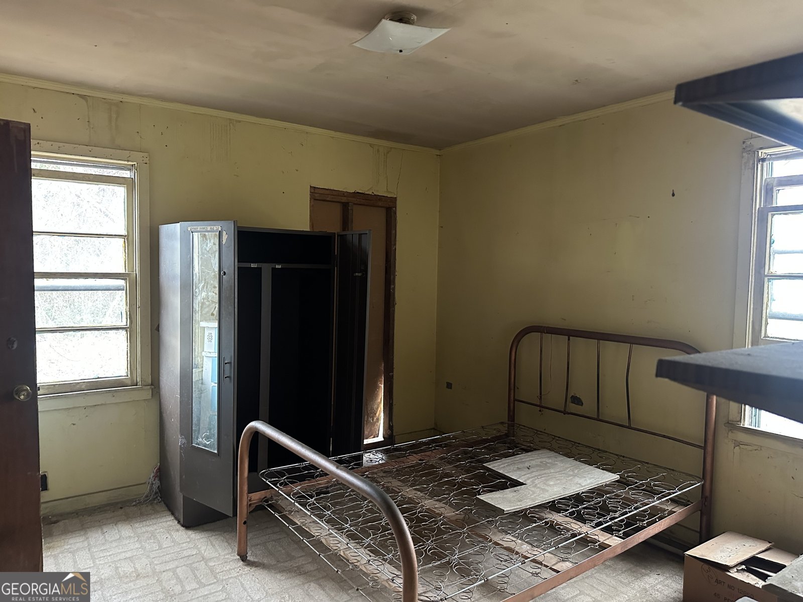 5921 9th Avenue Eastman - 9