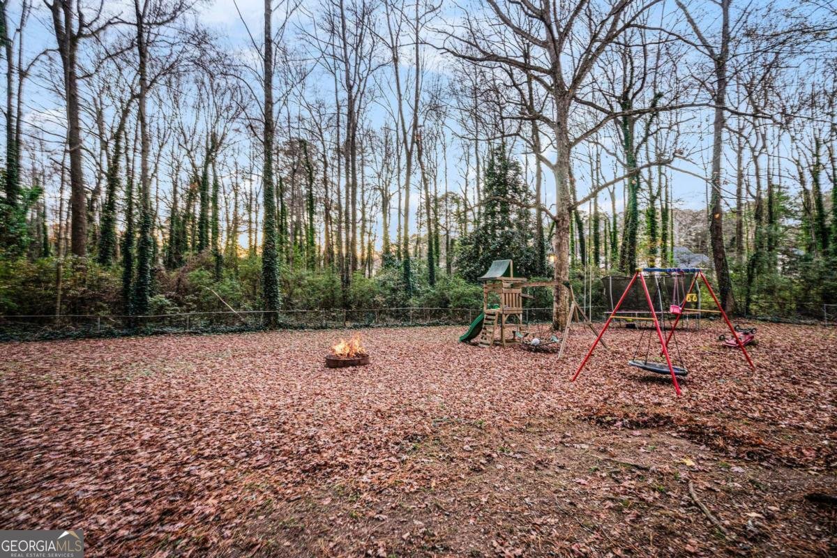 394 Burr Oak Court Lawrenceville - 17