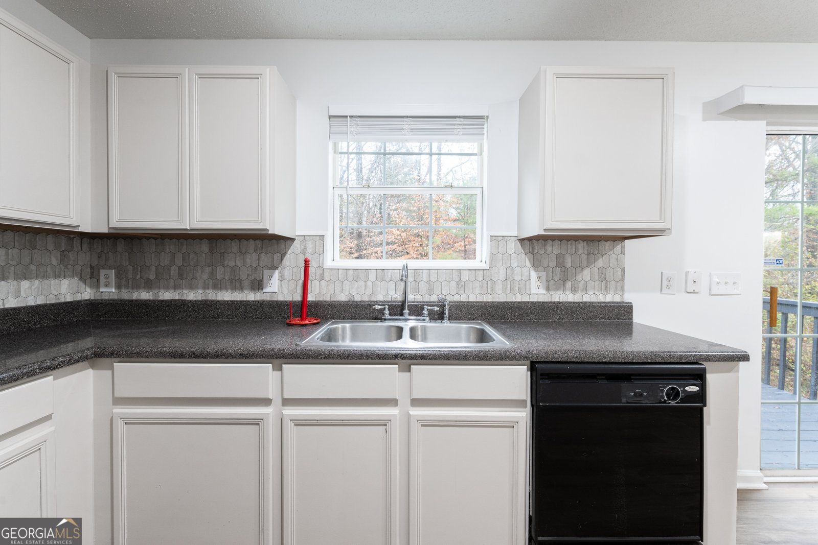 6823 Merrywood Drive Fairburn - 25