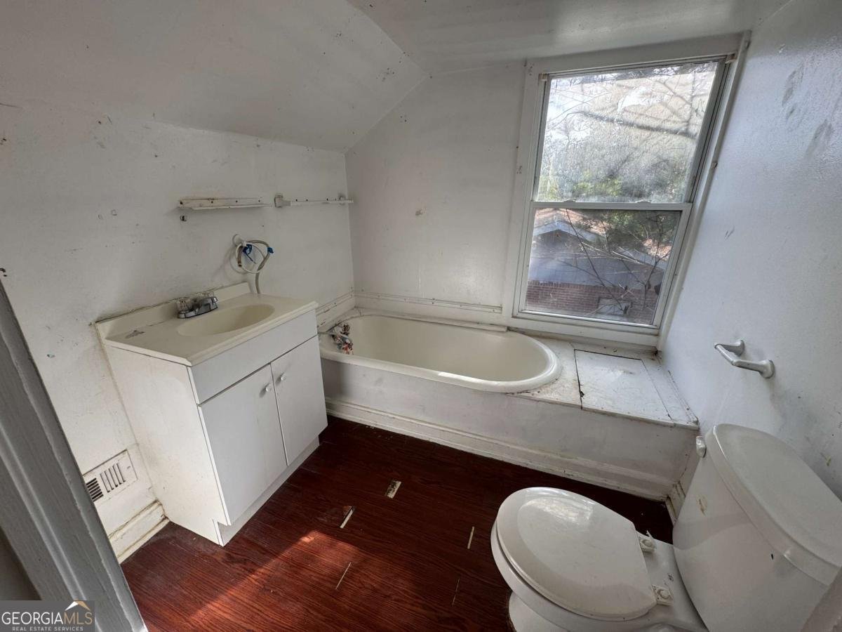 2169 Delowe Drive Atlanta - 28