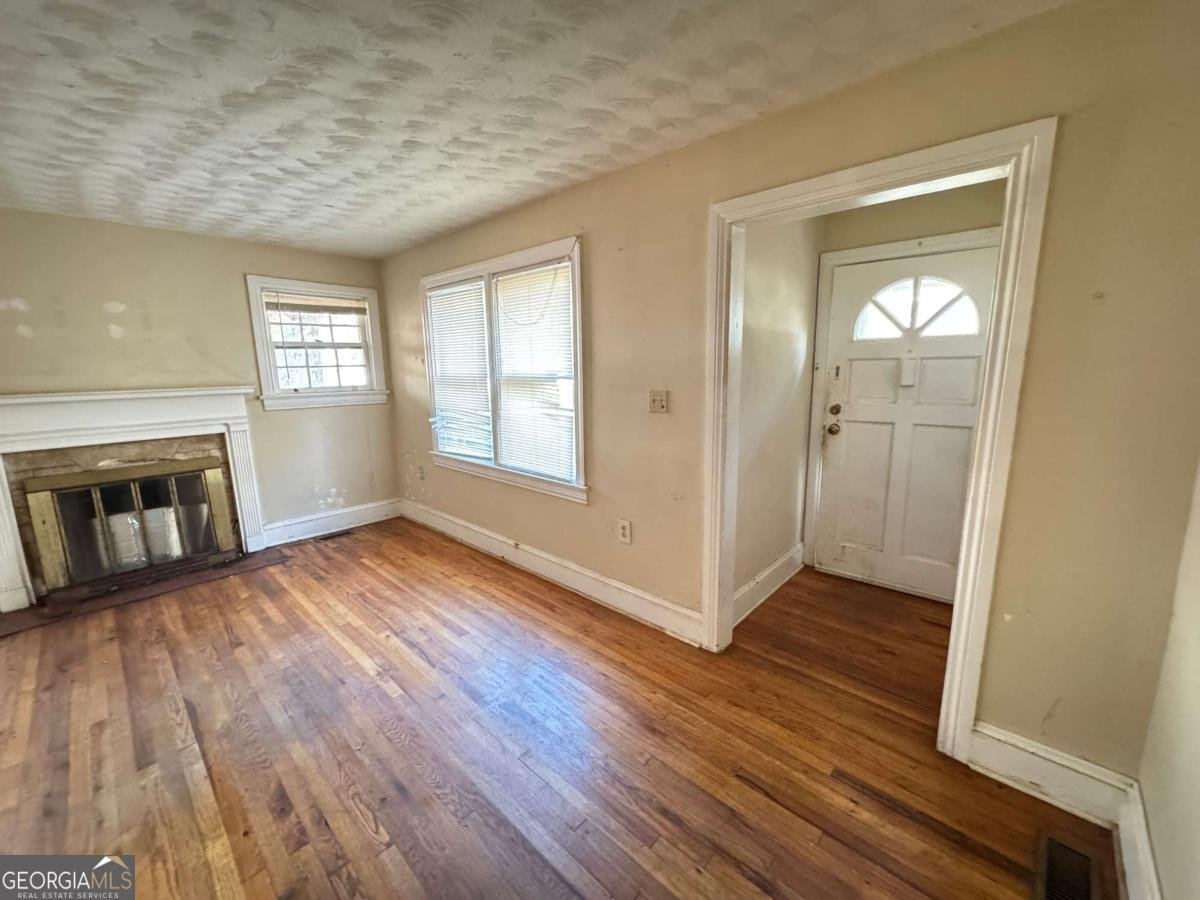 2169 Delowe Drive Atlanta - 3