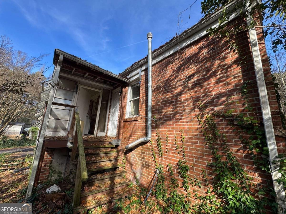 2169 Delowe Drive Atlanta - 35