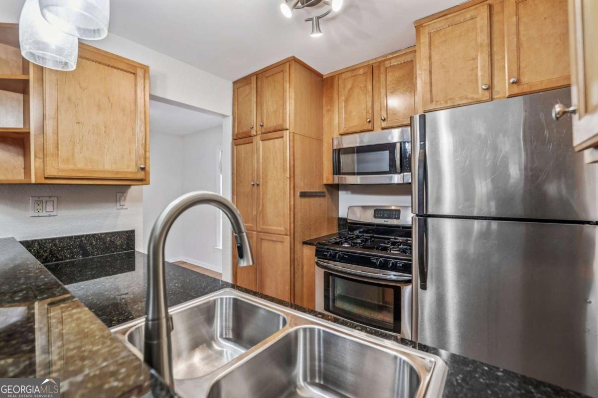 1445 Monroe Drive Atlanta - 10