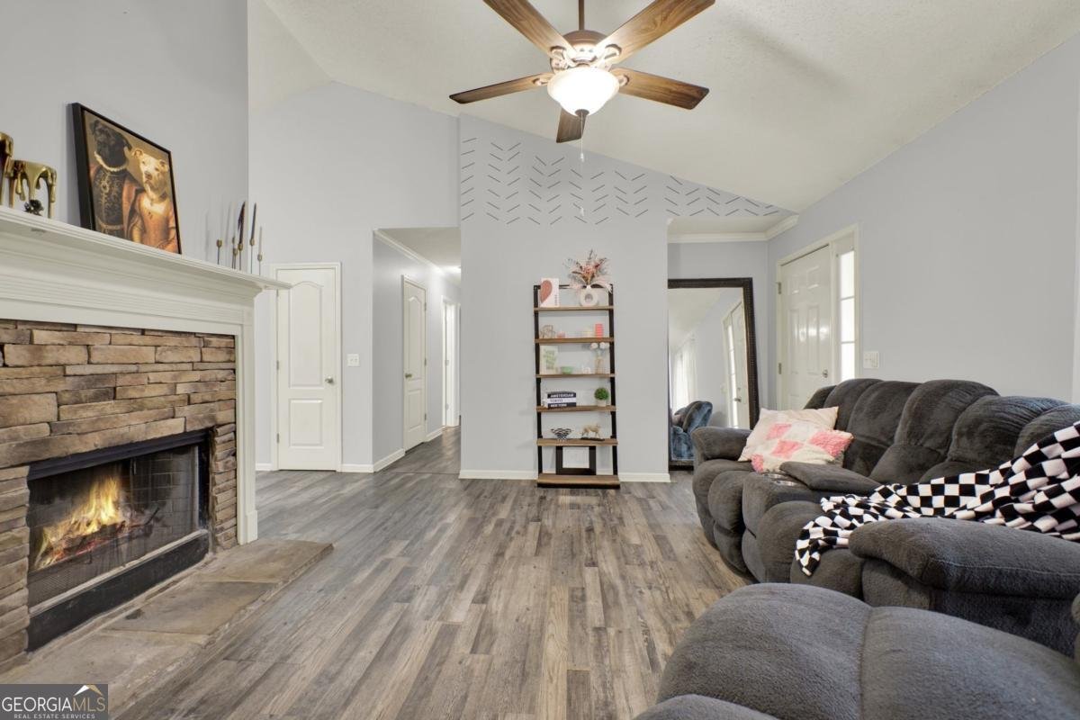 141 Vaughn SPUR Cartersville - 11