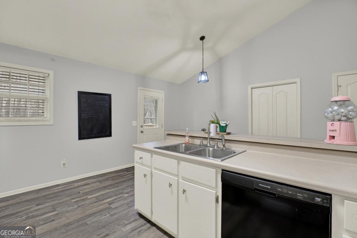 141 Vaughn SPUR Cartersville - 17