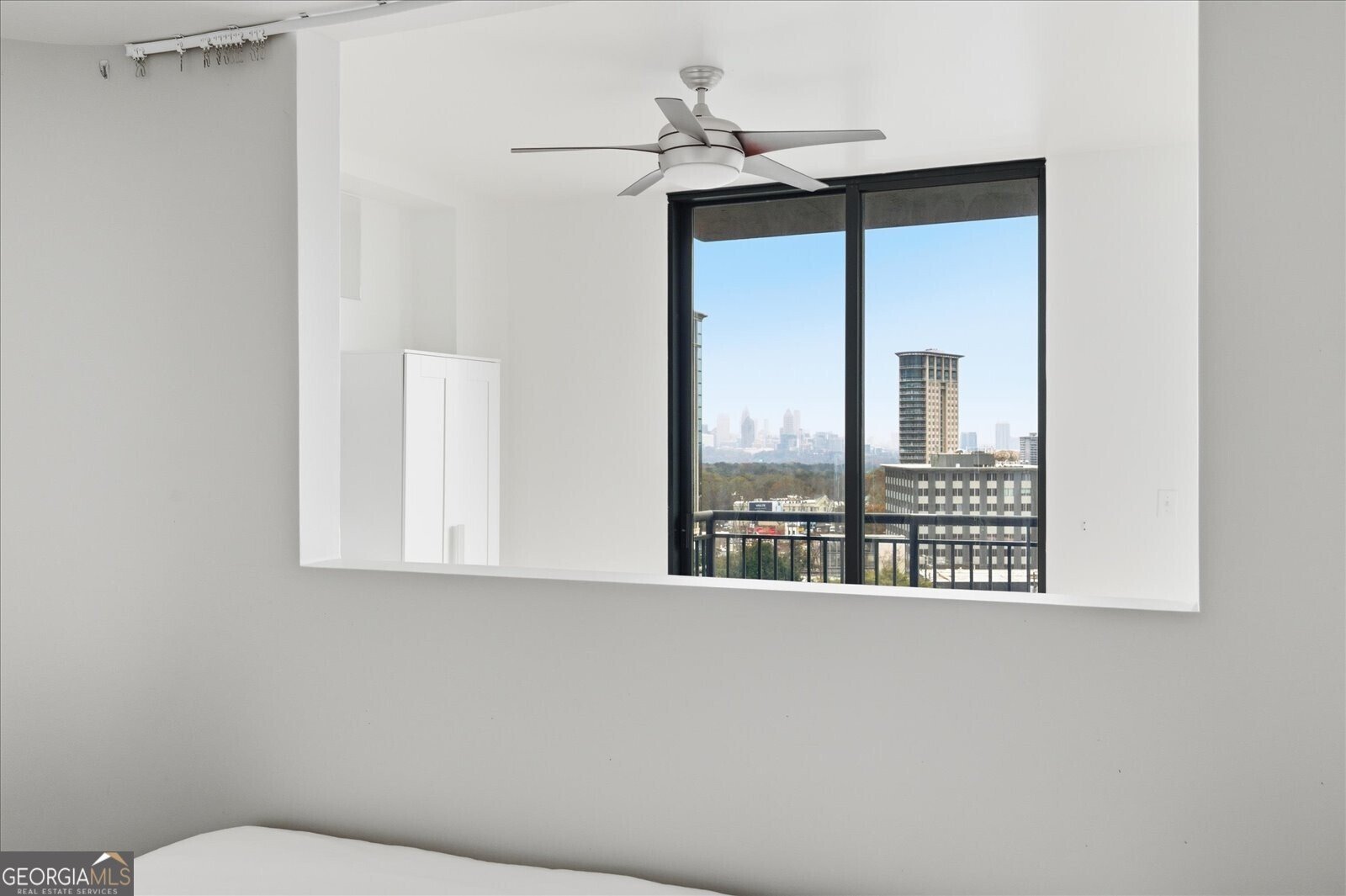 3040 Peachtree Road Atlanta - 18