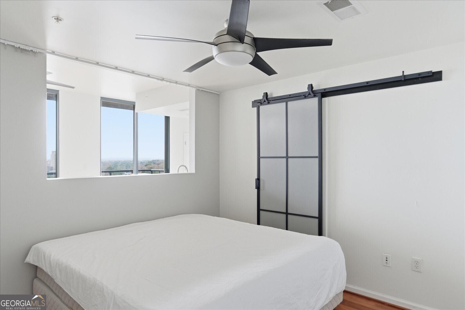 3040 Peachtree Road Atlanta - 3