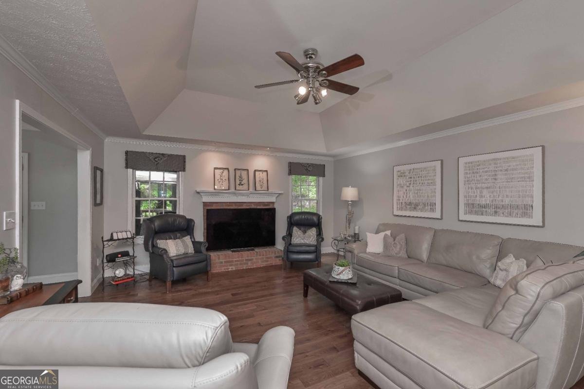 5885 West Chapel Hill Road Douglasville - 13