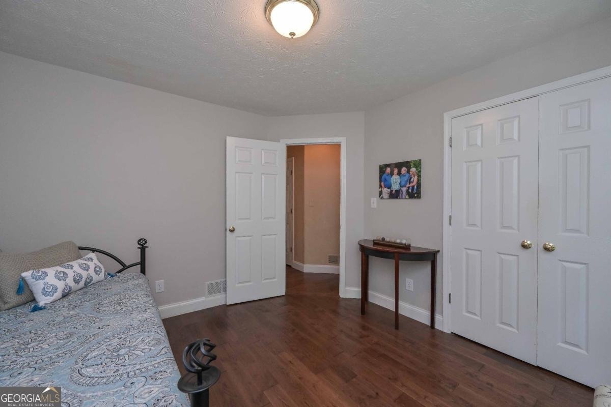 5885 West Chapel Hill Road Douglasville - 23