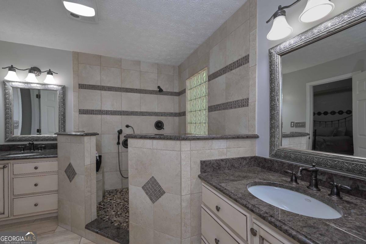 5885 West Chapel Hill Road Douglasville - 28