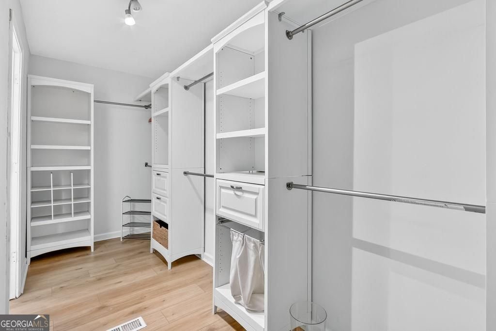 8635 Sapphire Lane Gainesville - 17