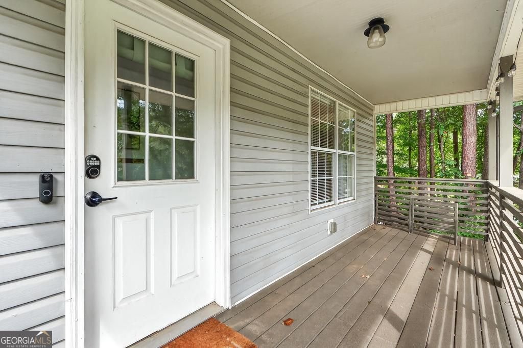 8635 Sapphire Lane Gainesville - 39