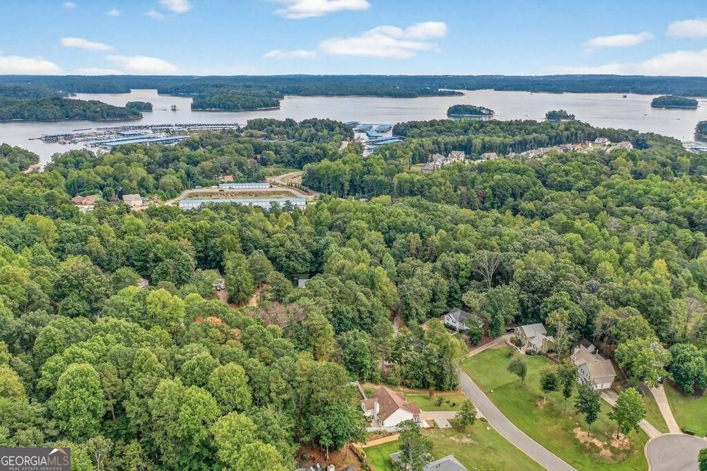 8635 Sapphire Lane Gainesville - 48