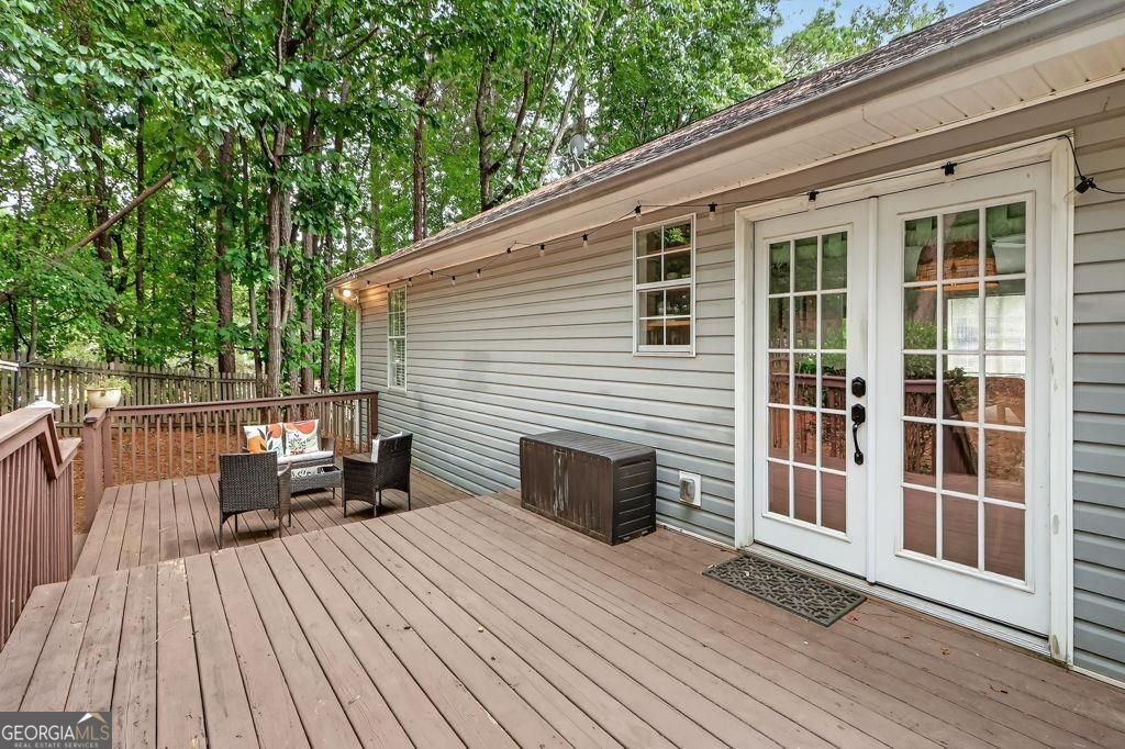 8635 Sapphire Lane Gainesville - 51