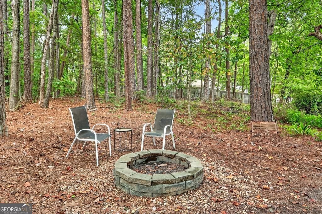 8635 Sapphire Lane Gainesville - 57