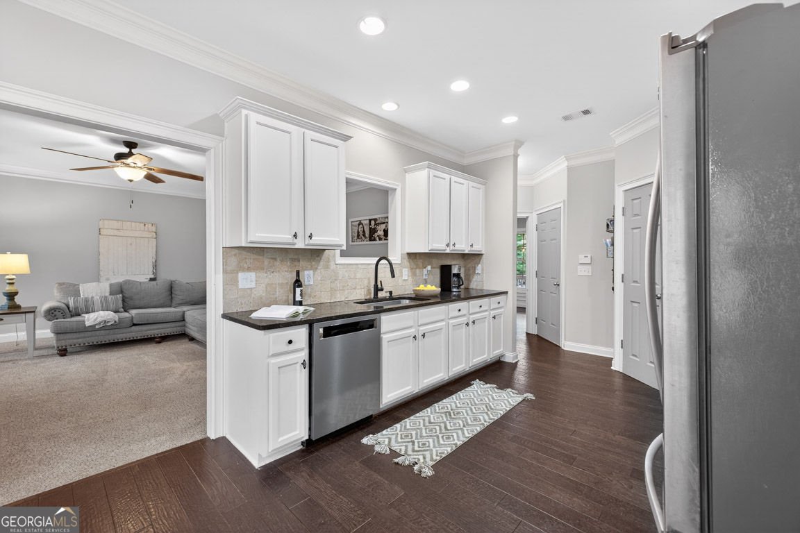 1580 Lakeland Drive Monroe - 10