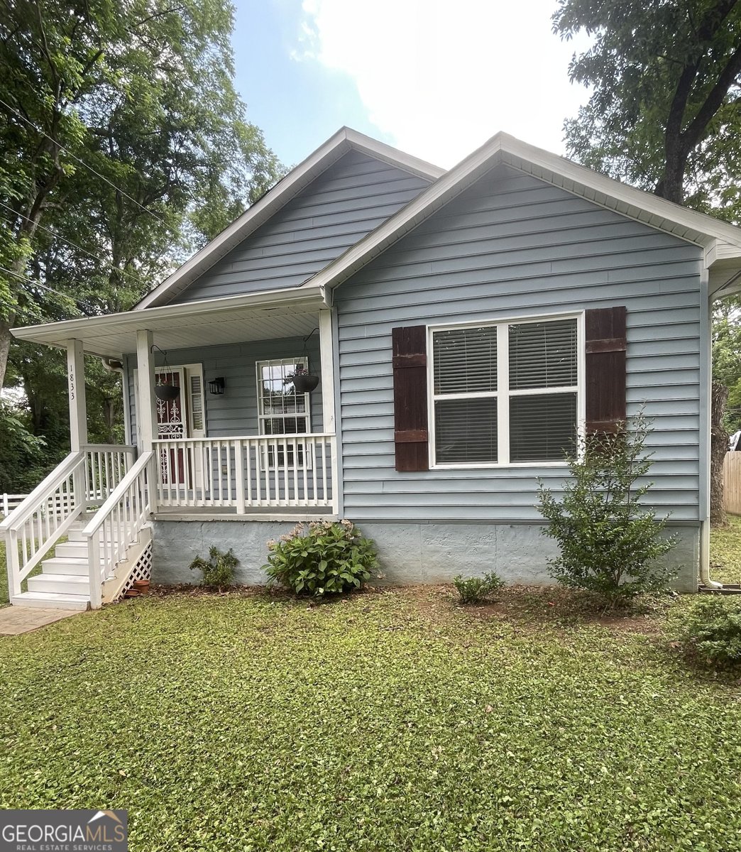 1833 Phillips Avenue East Point - 3