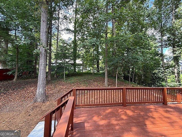 127 Lakeside Drive Kennesaw - 24