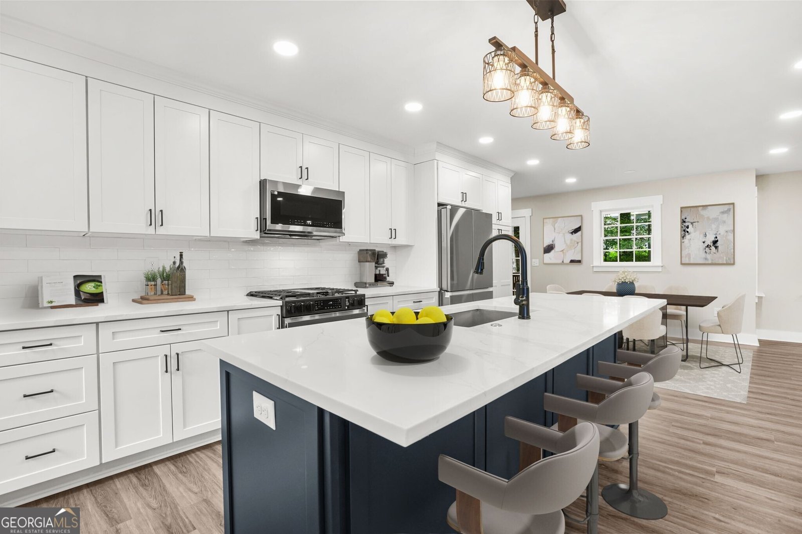 127 Lakeside Drive Kennesaw - 39