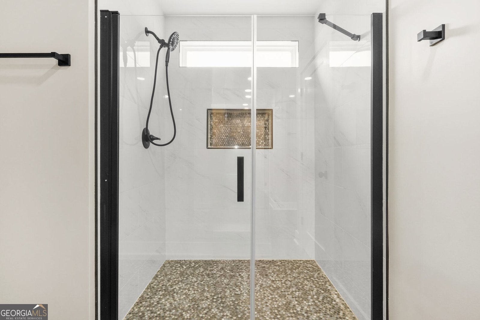 127 Lakeside Drive Kennesaw - 55