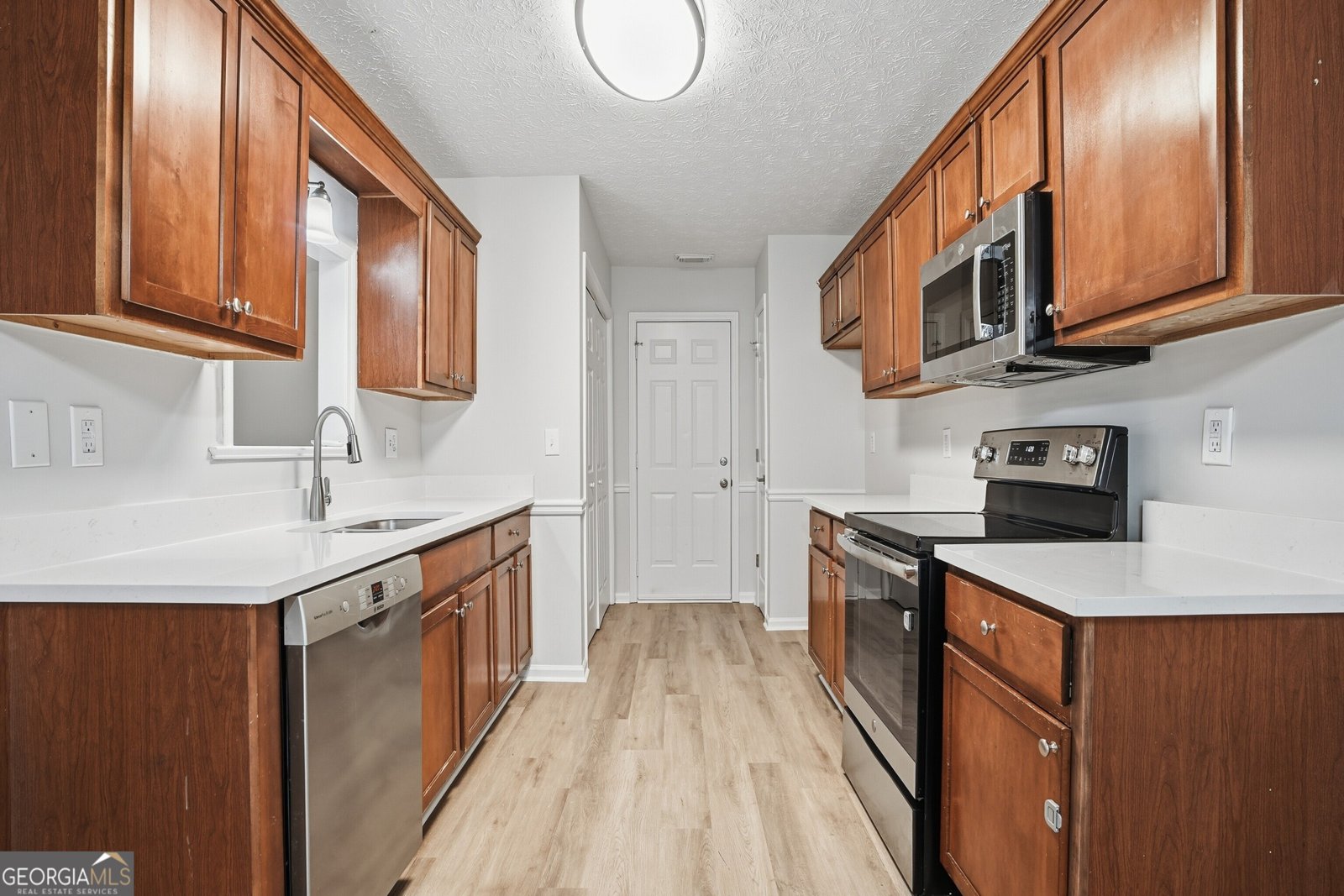 1035 Octavia Court Winder - 6