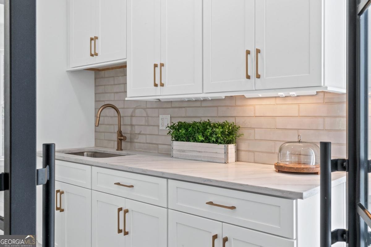 3095 Bellingrath Boulevard Roswell - 27