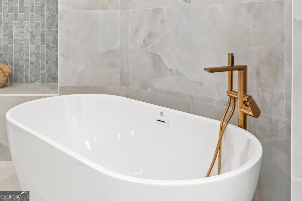 3095 Bellingrath Boulevard Roswell - 40