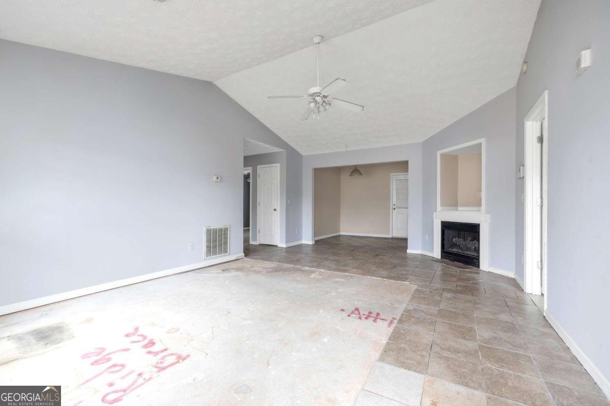 1050 Longview Trail Griffin - 3