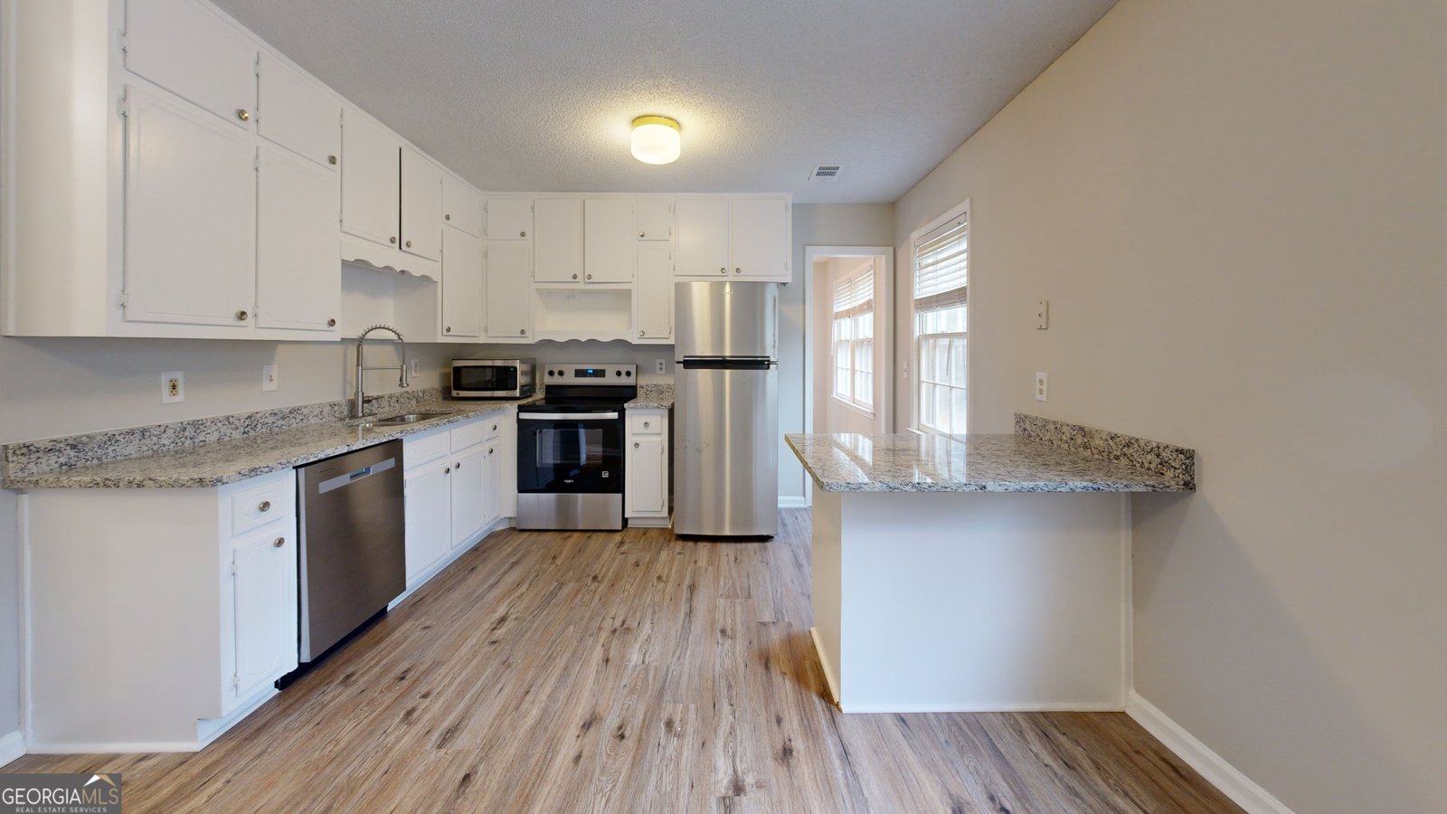 460 Oakland Ridge Court Lawrenceville - 4