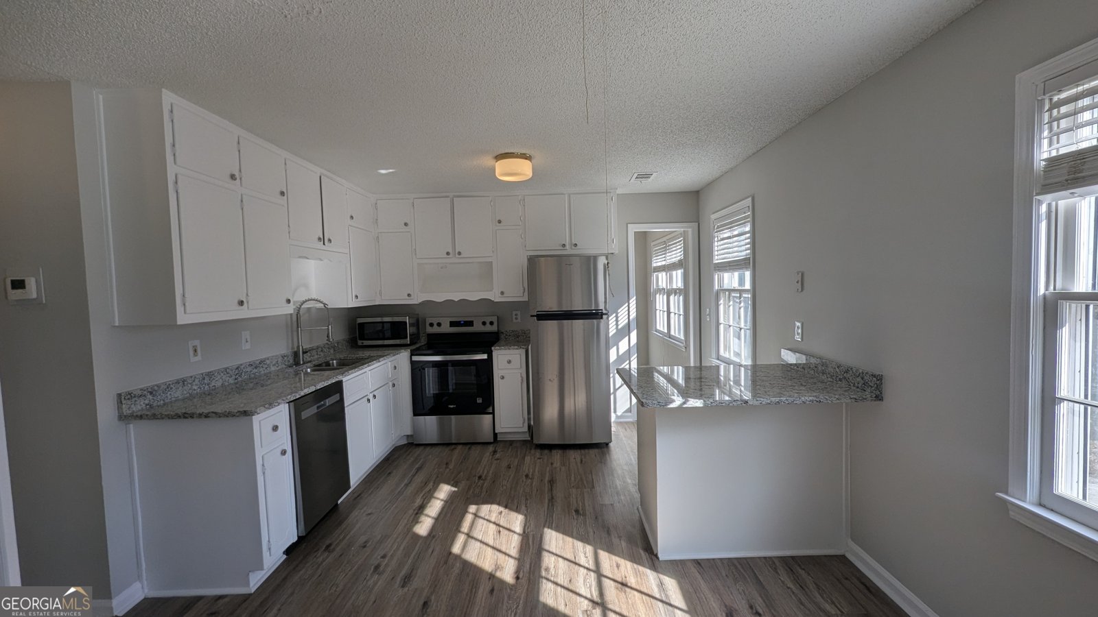 460 Oakland Ridge Court Lawrenceville - 6