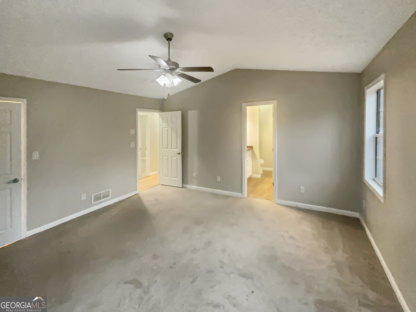 536 Bluff Court Woodstock - 10